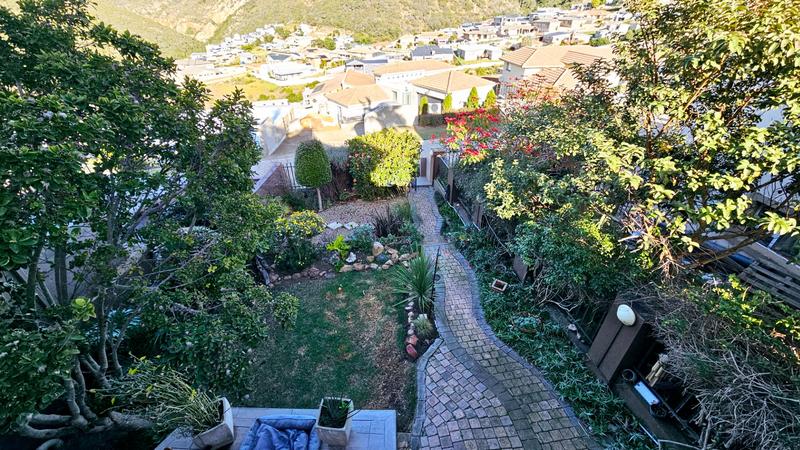 3 Bedroom Property for Sale in Island View Western Cape